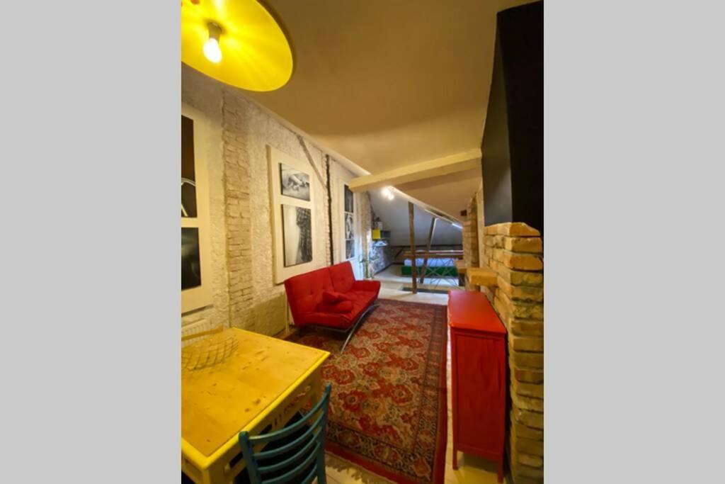 Willa The House A La Cluj Zewnętrze zdjęcie